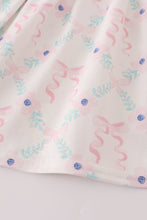 Load image into Gallery viewer, Pink floral bow print ruffle pants set