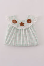 Load image into Gallery viewer, Green plaid sea shell french knot ruffle shorts est