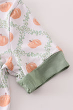 Load image into Gallery viewer, Green pumpkin bamboo pajamas set
