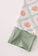 Load image into Gallery viewer, Green pumpkin bamboo pajamas set