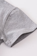 Load image into Gallery viewer, Gray blank basic t-shirt Adult Kids and baby bubble