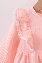 Load image into Gallery viewer, Premium pink ruffle muslin bubble
