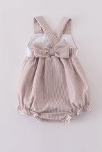 Load image into Gallery viewer, Premium brown cross embroidery bubble