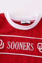 Load image into Gallery viewer, Red sooners embroidery boy bubble