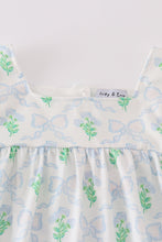 Load image into Gallery viewer, Green leaves bow print mom&me dress