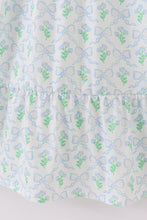 Load image into Gallery viewer, Green leaves bow print mom&me dress