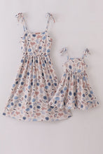 Load image into Gallery viewer, Blue ocean breeze shells print mom&me dress