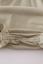 Load image into Gallery viewer, Green farm windmill embroidery ruffle bubble