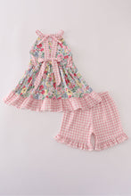 Load image into Gallery viewer, Pink floral bow ruffle shorts set