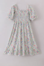 Load image into Gallery viewer, Floral print smocked mom dress