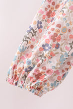 Load image into Gallery viewer, Jesus loves me embroidery mom dress