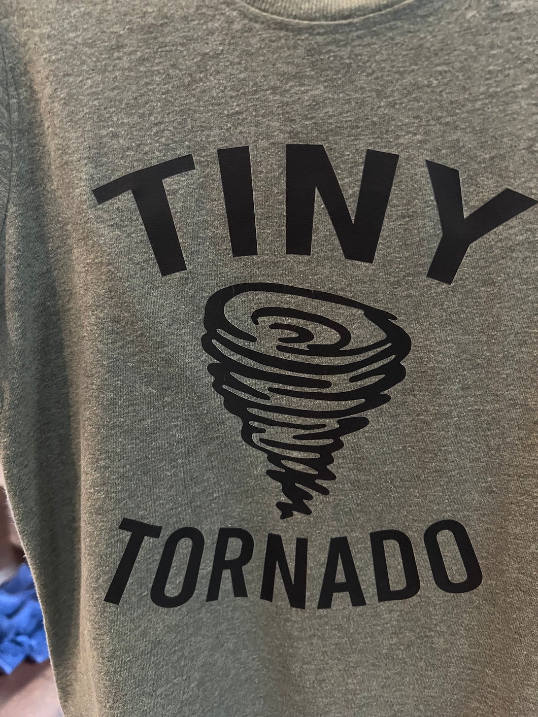 TINY TORNADO | T-shirt