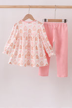 Load image into Gallery viewer, Pink gingerbread embroidery ruffle set
