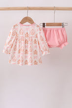 Load image into Gallery viewer, Pink gingerbread embroidery ruffle bloomer set
