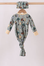 Load image into Gallery viewer, Green character bamboo 2pc gown
