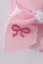Load image into Gallery viewer, Pink embroidery hair bow
