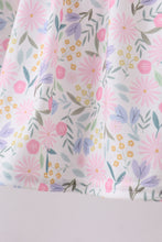 Load image into Gallery viewer, Purple floral smocked ruffle shorts set
