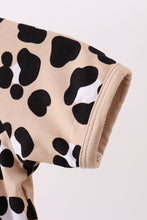 Load image into Gallery viewer, Leopard bamboo romper
