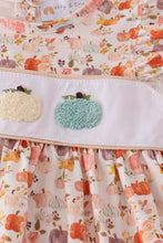 Load image into Gallery viewer, Beige french knot ruffle bubble
