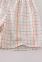 Load image into Gallery viewer, Neutral plaid french knot shorts set

