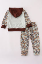 Load image into Gallery viewer, Camouflage truck pumpkin applique stripe hoodie set
