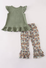 Load image into Gallery viewer, Camouflage print pumpkin applique ruffle pants set
