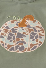 Load image into Gallery viewer, Camouflage print pumpkin applique pants set
