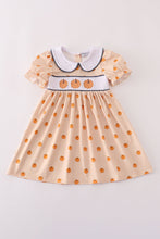 Load image into Gallery viewer, Khaki embroidery smocked dress
