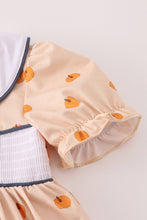 Load image into Gallery viewer, Khaki embroidery smocked dress
