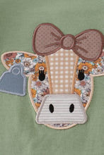 Load image into Gallery viewer, Green cow applique floral print ruffle pants set
