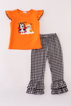 Load image into Gallery viewer, Orange halloween bluey french knot ruffle pants set
