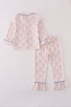 Load image into Gallery viewer, Pink floral print ruffle pajamas set

