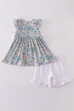 Load image into Gallery viewer, Vintage meadow print bow shorts set
