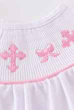 Load image into Gallery viewer, Pink cross embroider smocked bloomer set
