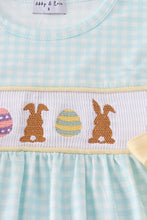 Load image into Gallery viewer, Blue bunny embroidery smocked set

