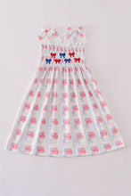 Load image into Gallery viewer, Bow embroidery smocked dress
