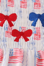 Load image into Gallery viewer, Bow embroidery smocked dress
