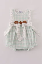 Load image into Gallery viewer, Green plaid sea shell french knot ruffle bubble
