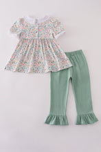 Load image into Gallery viewer, Green floral pumpkin embroidery smocked ruffle pants set
