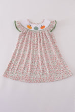 Load image into Gallery viewer, Pink pumpkin smocked floral ruffle pants set
