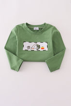 Load image into Gallery viewer, Green fishing embroidery top
