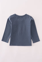 Load image into Gallery viewer, Navy character embroidery top

