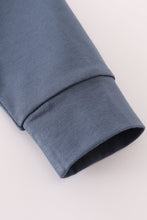 Load image into Gallery viewer, Navy character embroidery zip pull over
