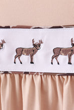 Load image into Gallery viewer, Camouflage deer embroidery ruffle pants set
