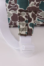 Load image into Gallery viewer, Camouflage fish embroidery canvas backpack
