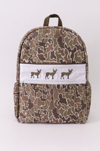Load image into Gallery viewer, Camouflage deer embroidery canvas backpack
