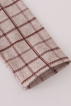 Load image into Gallery viewer, Brown plaid top

