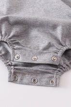 Load image into Gallery viewer, Gray blank basic t-shirt Adult Kids and baby bubble

