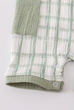 Load image into Gallery viewer, Premium sage plaid jonjon
