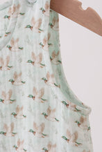 Load image into Gallery viewer, Premium duck print muslin jonjon

